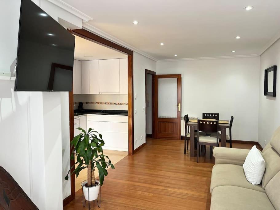 Piso Acogedor Y Centrico Apartment Santona Ngoại thất bức ảnh