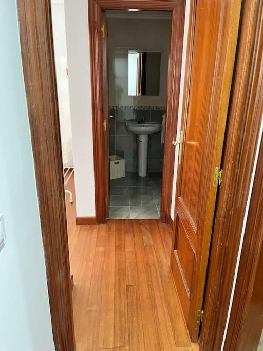Piso Acogedor Y Centrico Apartment Santona Ngoại thất bức ảnh