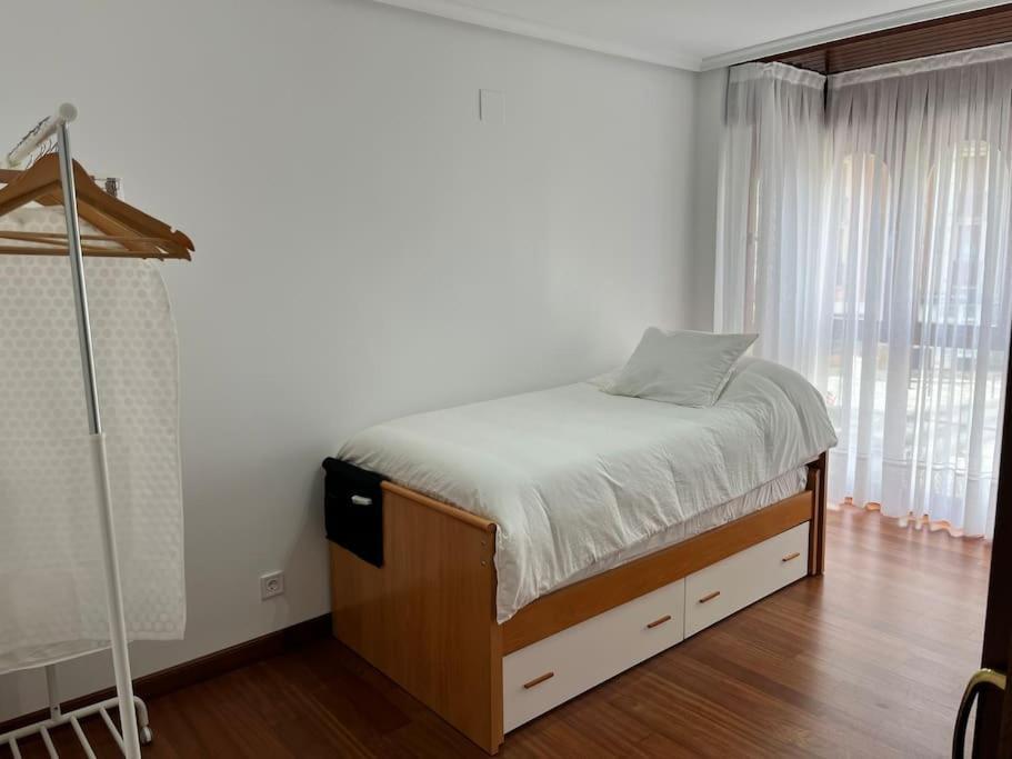Piso Acogedor Y Centrico Apartment Santona Ngoại thất bức ảnh