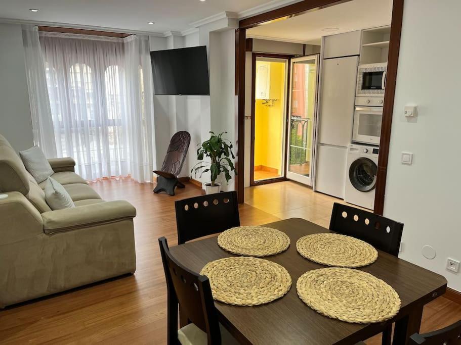 Piso Acogedor Y Centrico Apartment Santona Ngoại thất bức ảnh