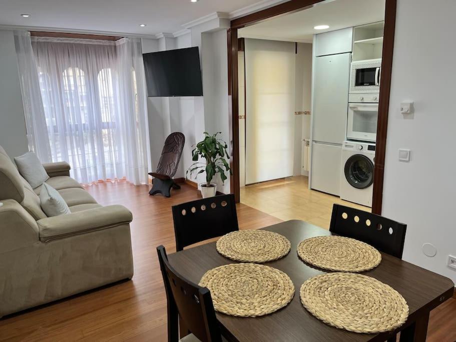 Piso Acogedor Y Centrico Apartment Santona Ngoại thất bức ảnh